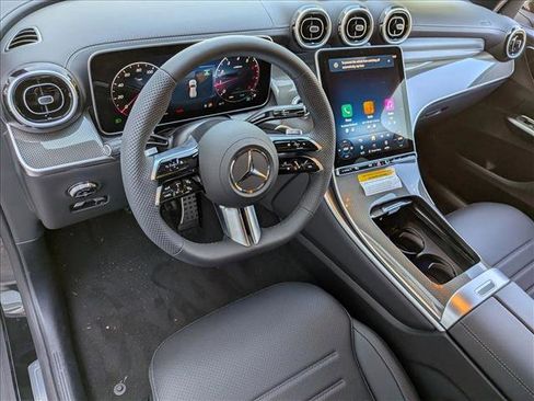 New 2026 Mercedes-Benz GLC 300 image 3
