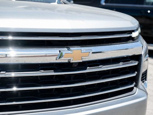 Used 2024 Chevrolet Traverse LT AWD/4WD image 11