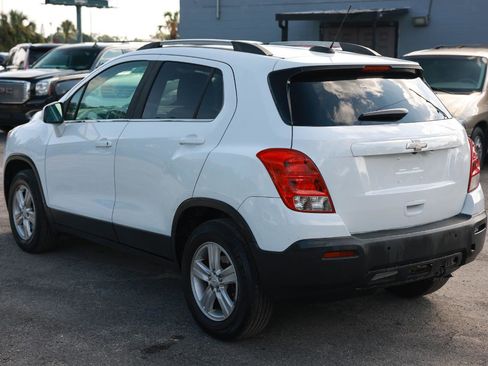Used 2016 Chevrolet Trax LT w/ LT Sun and Sound Package AWD/4WD image 5