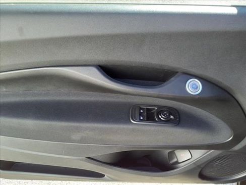 New 2024 FIAT 500 e (RED) image 10