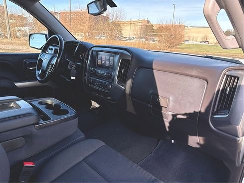 Used 2019 Chevrolet Silverado 1500 LT w/ All Star Edition image 26