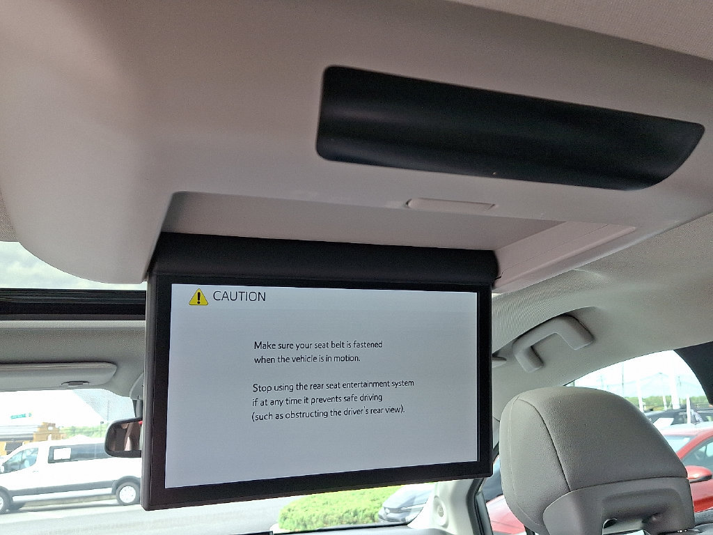 Used 2026 Toyota Sienna XLE FWD image 13
