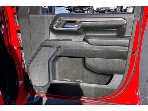 Used 2024 Chevrolet Silverado 2500 LTZ AWD/4WD image 25