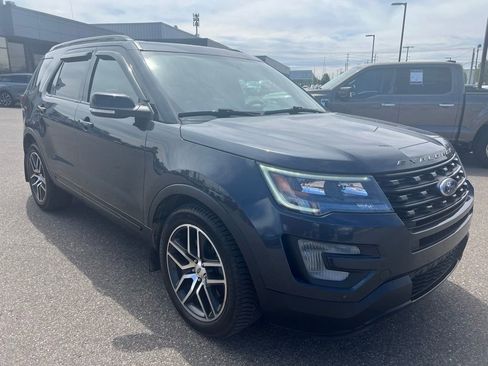 Used 2017 Ford Explorer Sport AWD/4WD image 4