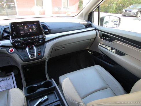 Used 2018 Honda Odyssey EX-L image 10