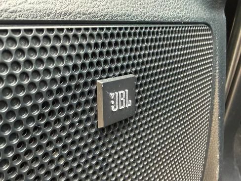 Used 2017 Toyota Tundra 4x4 CrewMax image 26