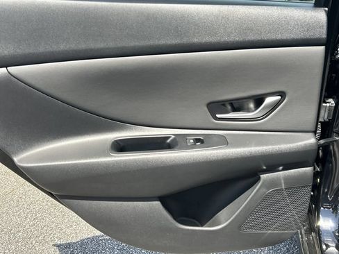 New 2026 Hyundai Elantra Limited FWD image 21