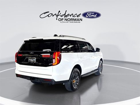 New 2026 Ford Expedition Tremor image 8