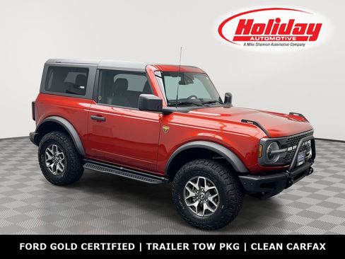 Certified 2024 Ford Bronco Badlands image 1