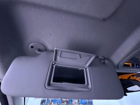 Used 2019 Chevrolet Spark LT image 31