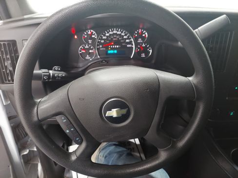 Used 2024 Chevrolet Express 2500 w/ Driver Convenience Package RWD image 9