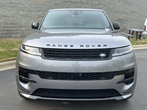 Certified 2025 Land Rover Range Rover Sport Autobiography image 9