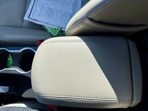 Used 2014 Ford Escape Titanium w/ Equipment Group 401A image 34