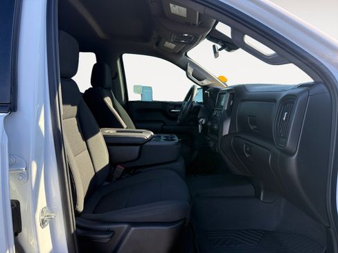 Used 2022 Chevrolet Silverado 1500 Custom Trail Boss w/ Safety Confidence Package image 19