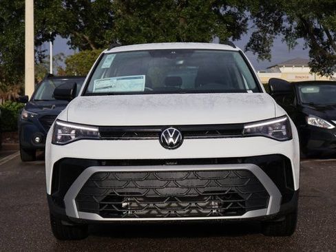 Certified 2026 Volkswagen Taos S FWD image 2