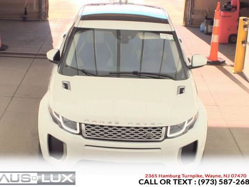 Used 2018 Land Rover Range Rover Evoque Autobiography image 2