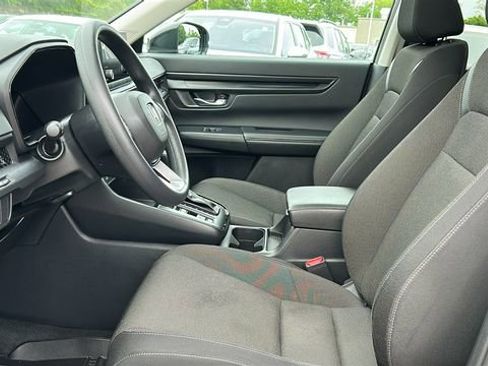 Used 2024 Honda CR-V EX image 10