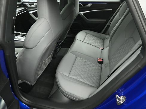 Used 2023 Audi S7 Prestige image 24