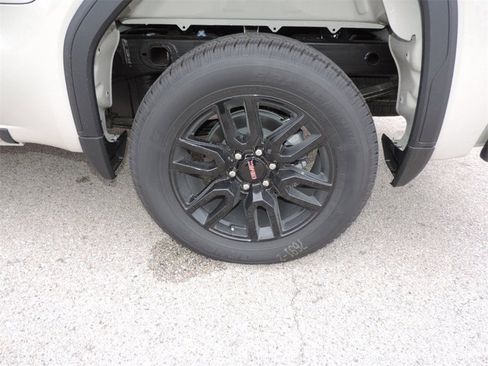 New 2026 GMC Sierra 1500 Pro image 9