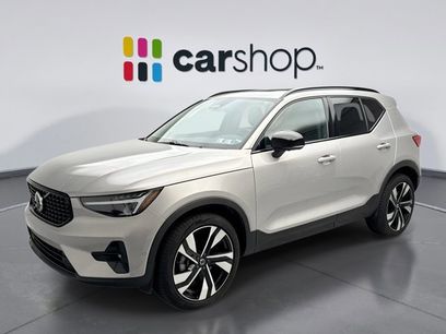 Used 2025 Volvo XC40 B5 Plus