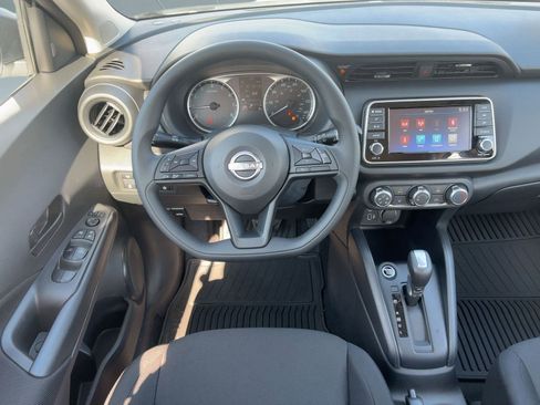 New 2025 Nissan Kicks Play S image 25