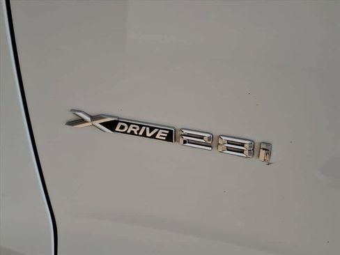 Used 2016 BMW X3 xDrive28i image 8