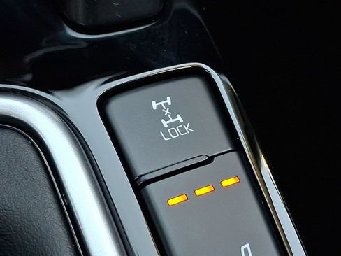 Certified 2024 Kia Seltos X-Line AWD/4WD image 25