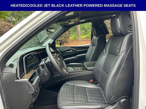 Used 2024 Cadillac Escalade Sport Platinum w/ LPO, ONYX Package AWD/4WD image 7