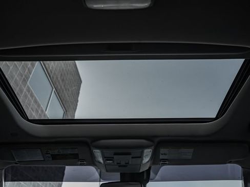 Used 2021 Toyota Tundra Platinum image 40