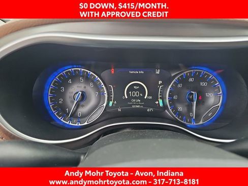Used 2018 Chrysler Pacifica Limited w/ Advanced Safetytec Group FWD image 18