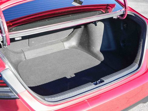 Certified 2024 Honda Accord EX image 25