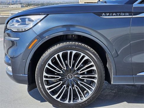 Certified 2024 Lincoln Aviator Black Label w/ Dynamic Handling Package image 9