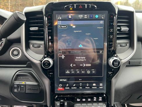 New 2024 RAM 2500 Big Horn w/ Night Edition image 20