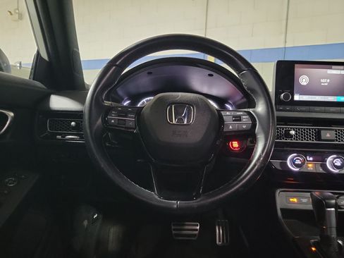 Used 2023 Honda Civic Sport image 16