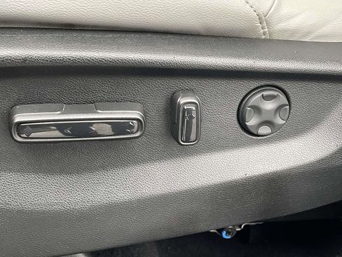 Used 2020 Honda CR-V EX-L image 7