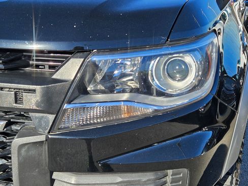 Used 2022 Chevrolet Colorado ZR2 AWD/4WD image 10