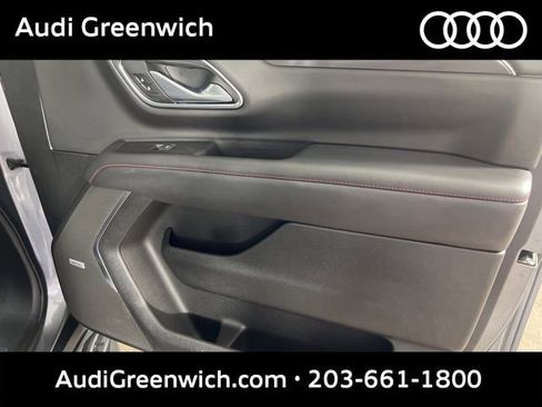 Used 2022 Chevrolet Tahoe RST w/ Luxury Package AWD/4WD image 11