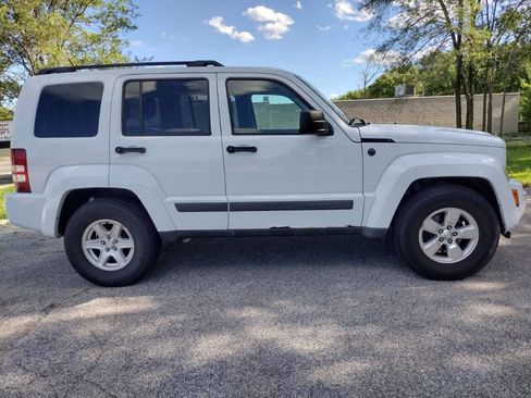 Used 2012 Jeep Liberty Sport w/ Popular Equipment Group image 4