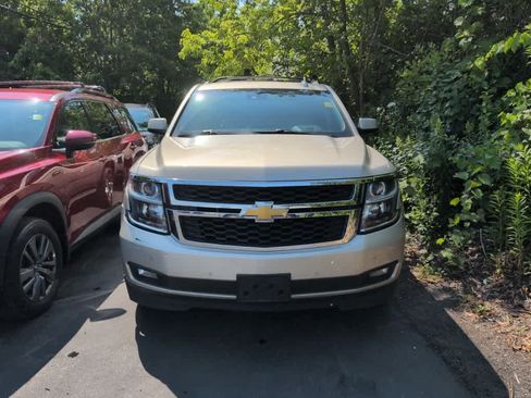 Used 2017 Chevrolet Suburban LT w/ Texas Edition Package AWD/4WD image 2