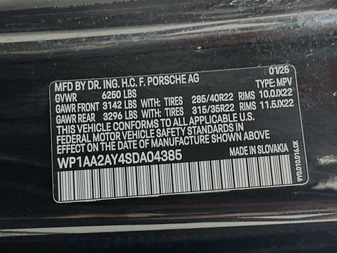 Certified 2025 Porsche Cayenne image 34