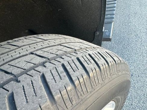 Used 2020 Chevrolet Silverado 1500 Custom w/ Custom Value Package image 7