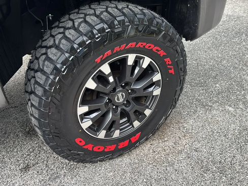 Used 2019 Nissan Titan PRO-4X AWD/4WD image 30