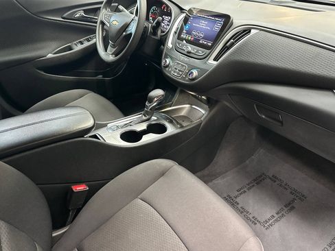 Used 2024 Chevrolet Malibu LT FWD image 20