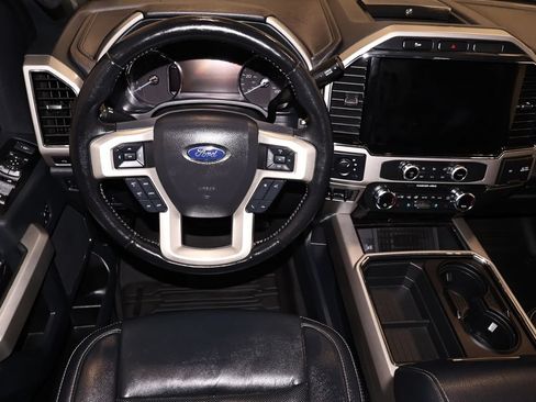 Certified 2022 Ford F250 Lariat w/ Lariat Ultimate Package AWD/4WD image 21