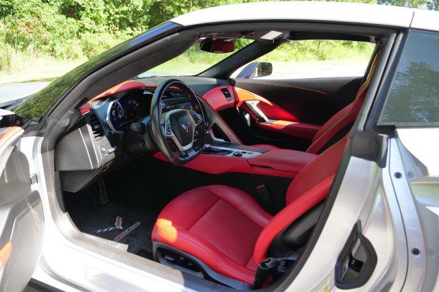 Used 2018 Chevrolet Corvette Z06 RWD image 27