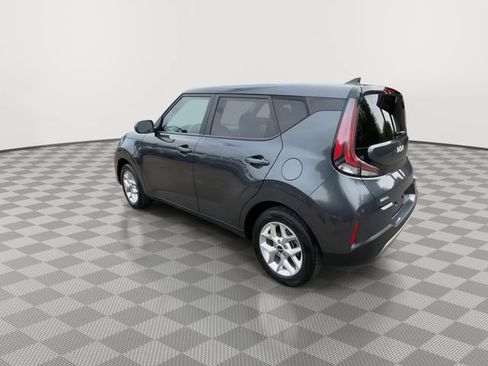 Used 2024 Kia Soul LX w/ Option Group 015 FWD image 6