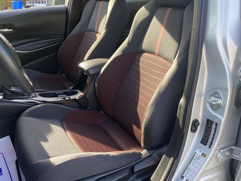 Used 2024 Toyota Corolla SE image 4