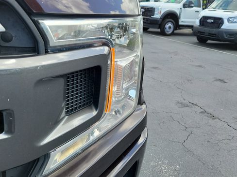 Used 2018 Ford F150 XLT w/ Equipment Group 302A Luxury AWD/4WD image 3