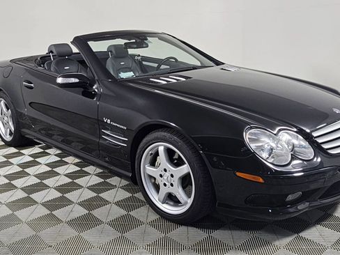 Used 2005 Mercedes-Benz SL 55 AMG image 2