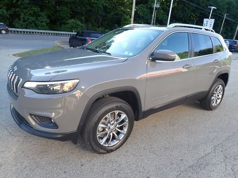Used 2021 Jeep Cherokee Latitude Lux w/ Sun & Sound Group AWD/4WD image 10